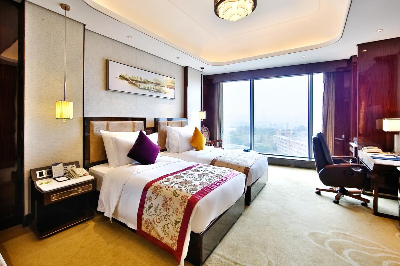 Chengdu Cynn Hotel Buitenkant foto