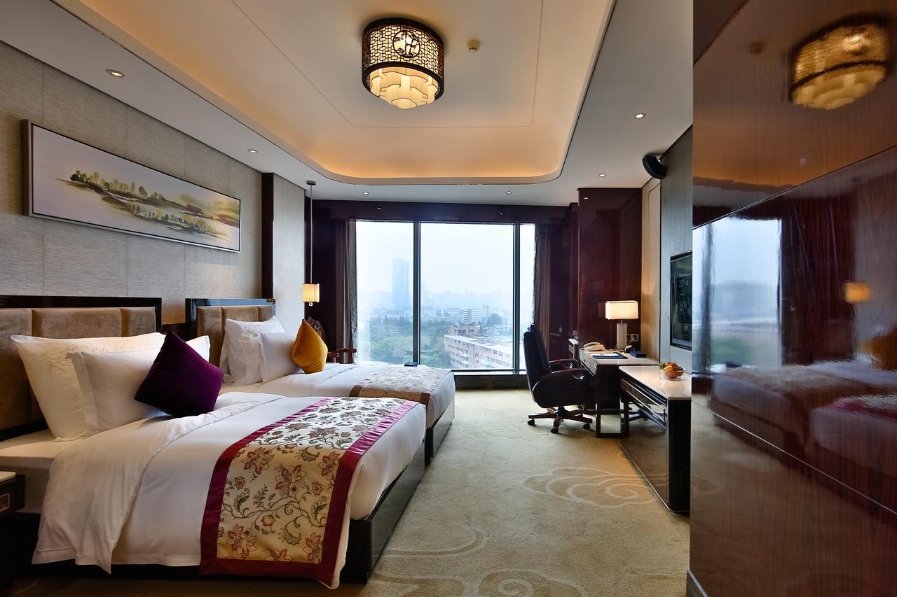 Chengdu Cynn Hotel Buitenkant foto